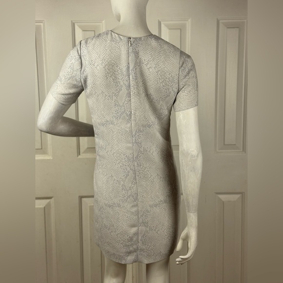 Babaton Snakeskin Pattern Dress. D17 - Picture 14 of 14